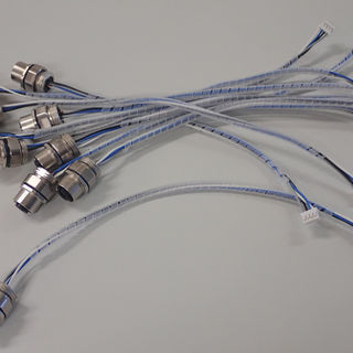 Phoenix Einbausteckverbinder M12 konfektioniert mit Würth Gehäuse/ Kontakte und Kunststoffwendel.