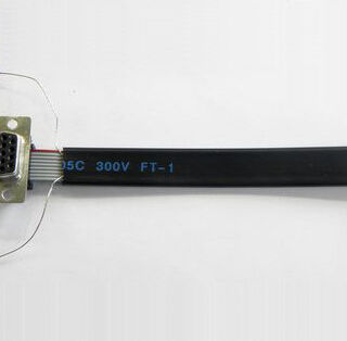 Flachbandkabel mit Draht, Ringkabelschuh, Schrumpfschlauch, D-Sub und Stecker