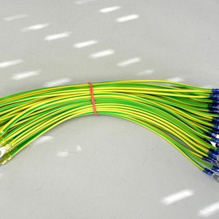 Litzen mit Ringkabelschuh